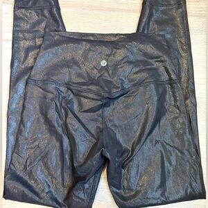 Lululemon align. Shine. Radiate foil print black. Size 6